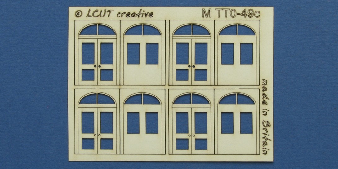 M TT0-49c TT:120 kit of 4 double doors with round transom type 1 Kit of 4 double doors with round transom type 1. Designed in 2 layers with an outer frame/margin. Made from 0.35mm paper.
